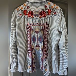 Johnny Was snap button front shirt